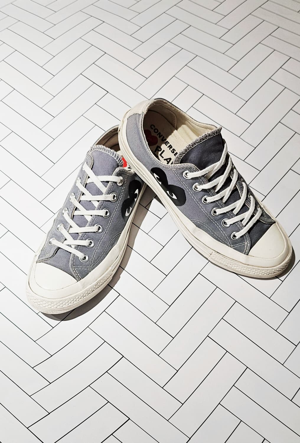 꼼데가르송 컨버스 척테일러 블랙하트 로우탑 그레이 US 6 240 상품이미지7