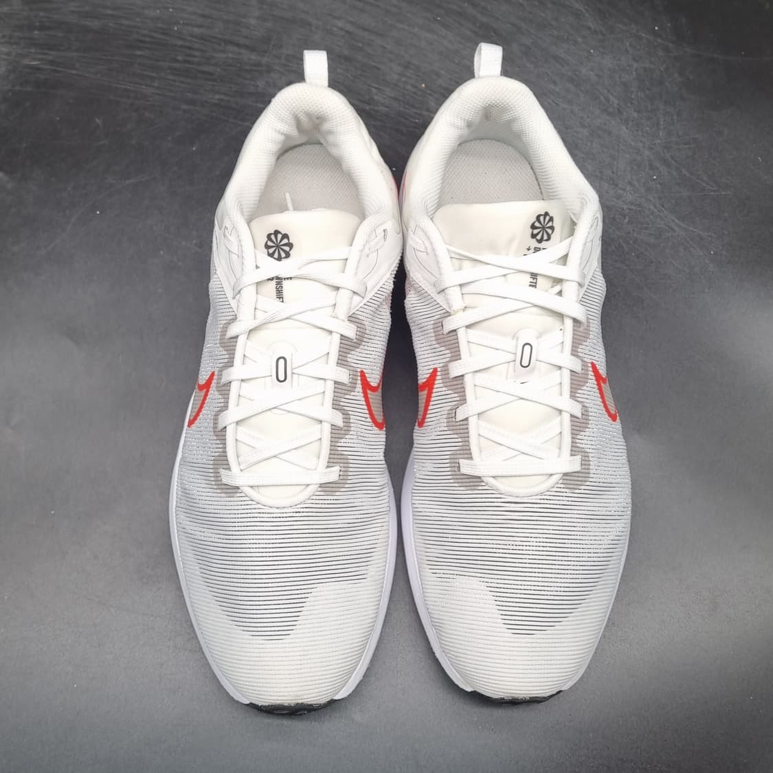 나이키 다운시프터12  남성런닝화 270 상품이미지2