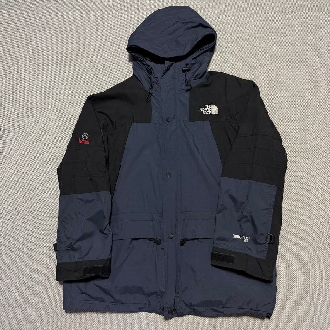 00s 노스페이스 써밋시리즈 고어텍스XCR 마운틴 자켓 상품이미지1