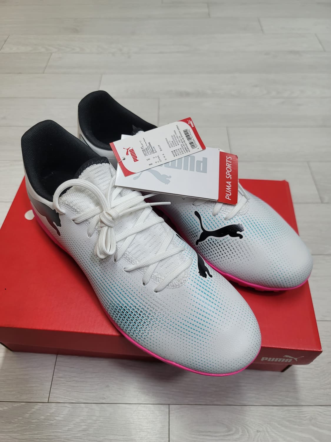 (270)푸마 풋살화 퓨처 7 플레이 TT[대전 직거래도 가능] 상품이미지10