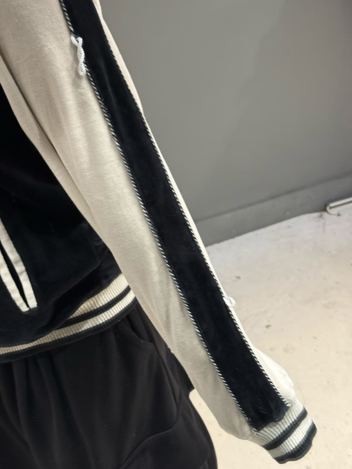 raglan 2-way velvet hood zip-up 상품이미지5