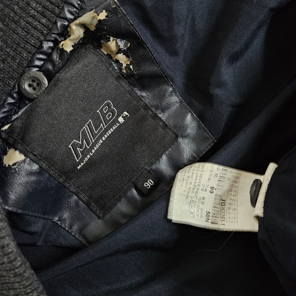 MLB 덕다운 패딩 바시티자켓 90-95 (작업복) 상품이미지6