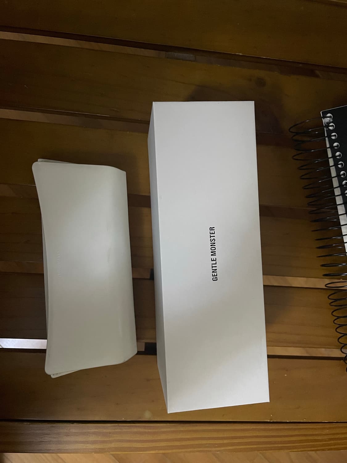 젠틀몬스터 EDDY-A 01 블랙 안경 상품이미지8