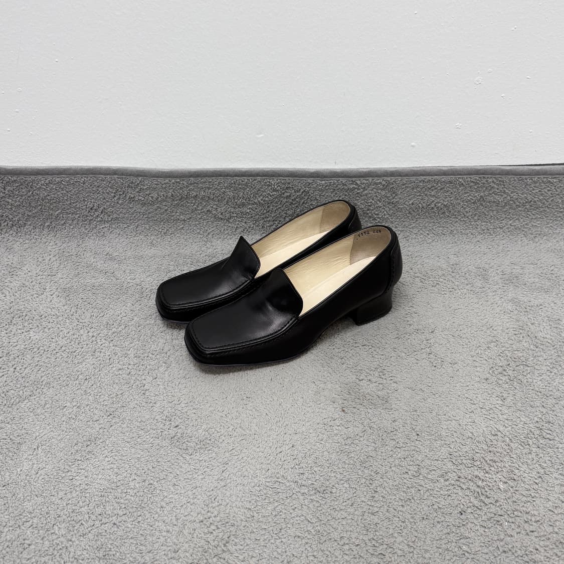 Margaret Howell square toe loafer 상품이미지1