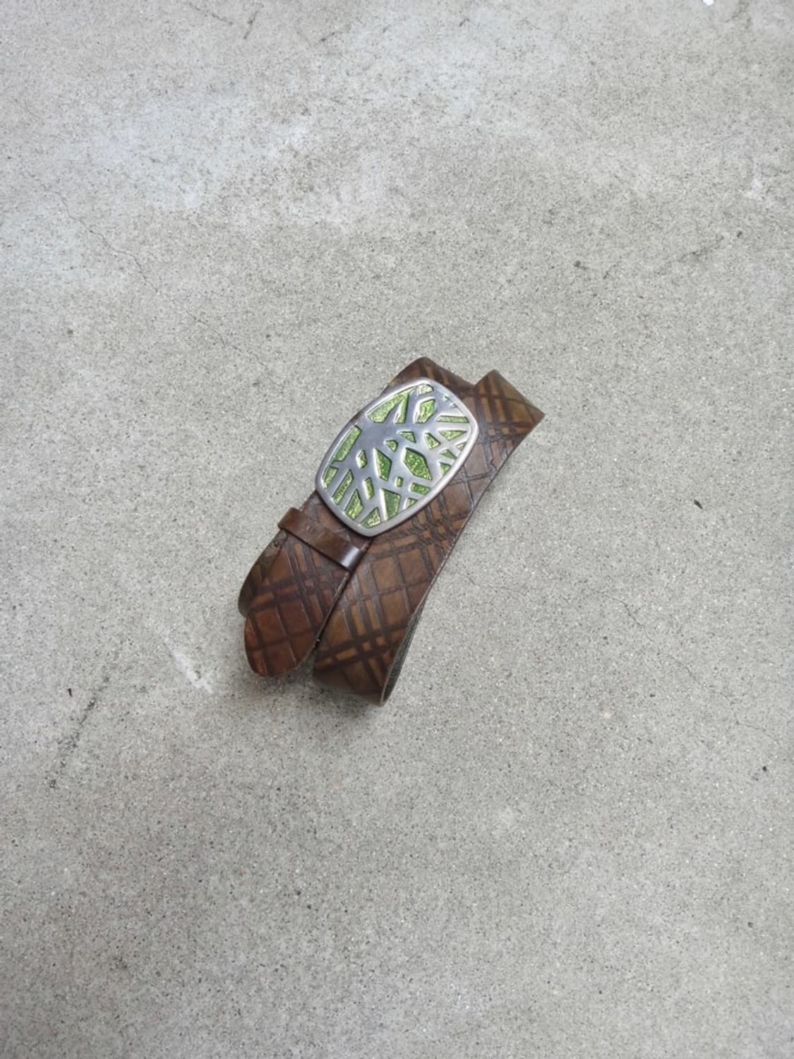 Crack detail leather belt / brown&green 상품이미지4