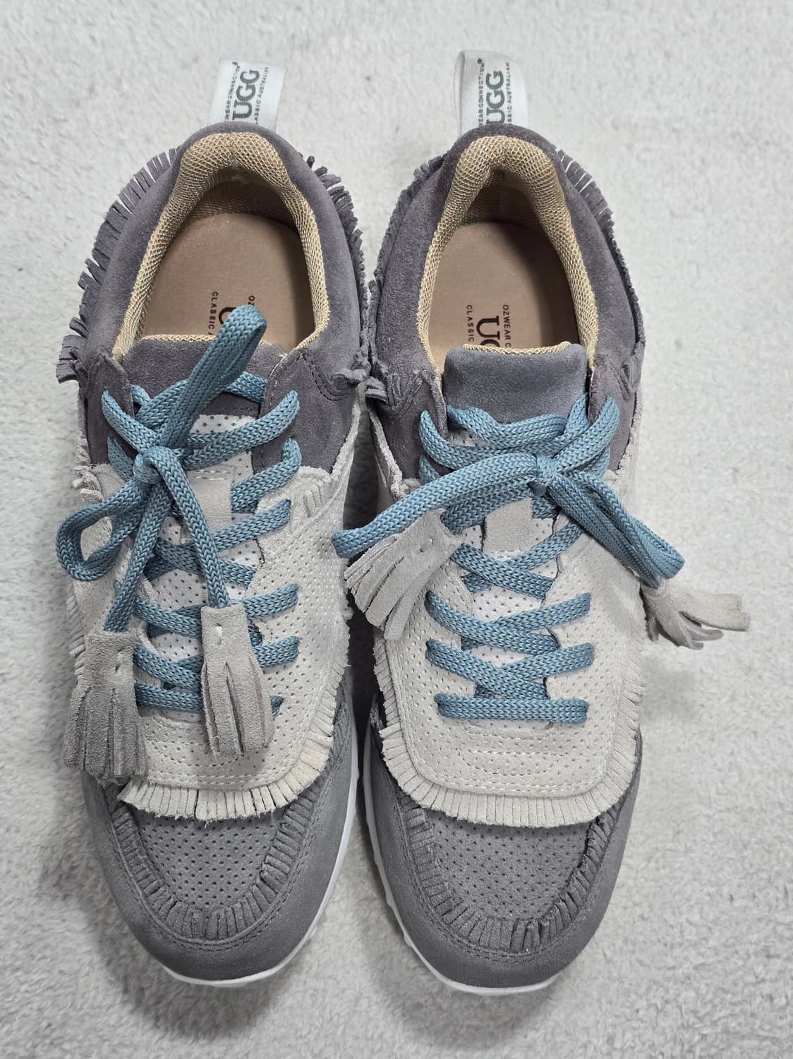 UGG 어그 오즈웨어 카이라 테슬 스니커즈 37 상품이미지4