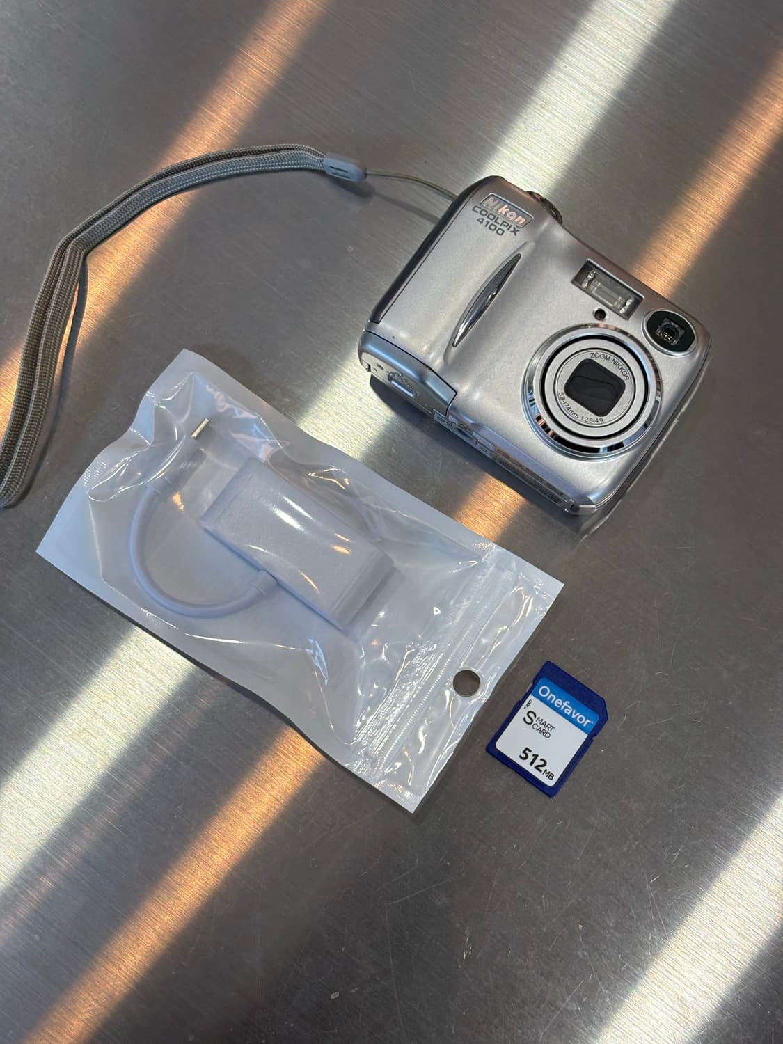 한글지원/날짜표시)니콘 쿨픽스 4100 실버 빈티지디카 상품이미지2