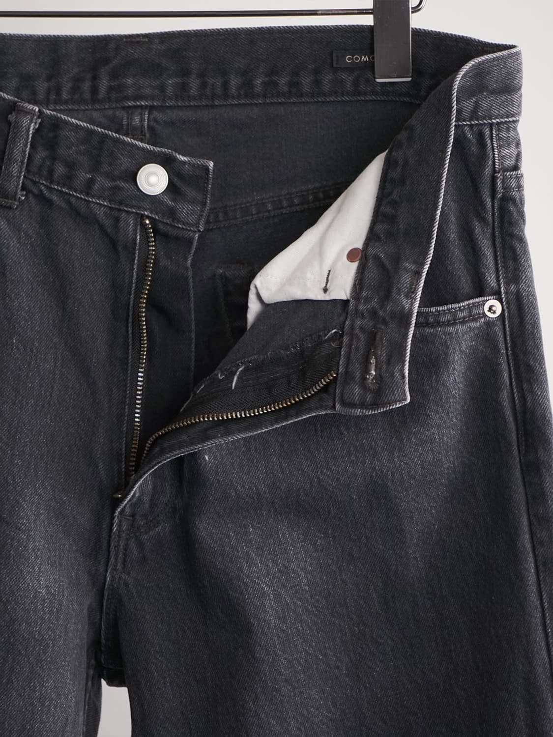 [COMOLI] 25AW 5P 데님 팬츠 (Fade Black) 상품이미지2