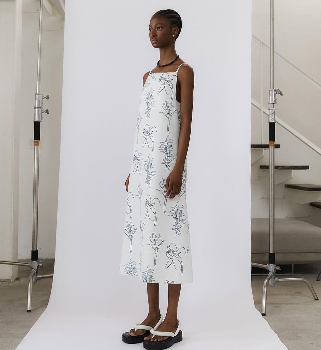 새상품) 에핑글러 슬립원피스 드로잉화이트 M 상품이미지3