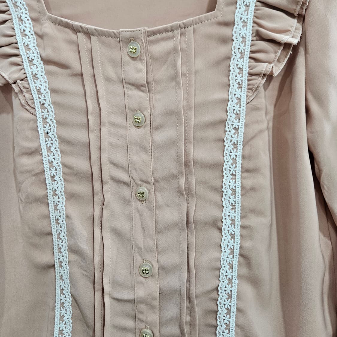 펜더리 레이스 프릴 블라우스 상품이미지4