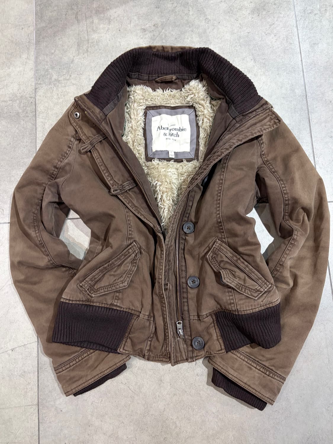 아베크롬비 초코 브라운 워크 자켓 상품이미지1