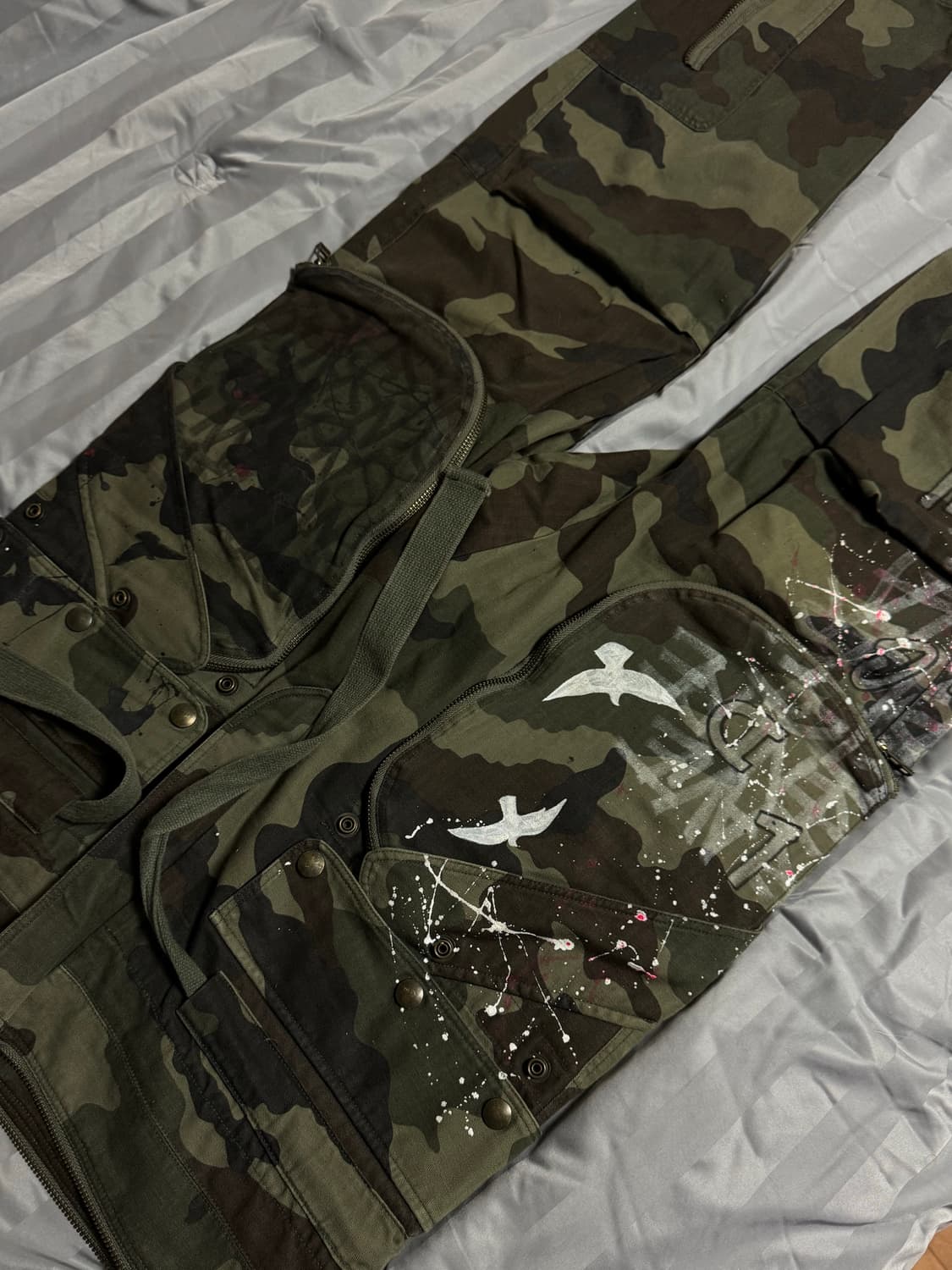 [M] 페이스커넥션 카모 페인팅 카고팬츠 상품이미지4