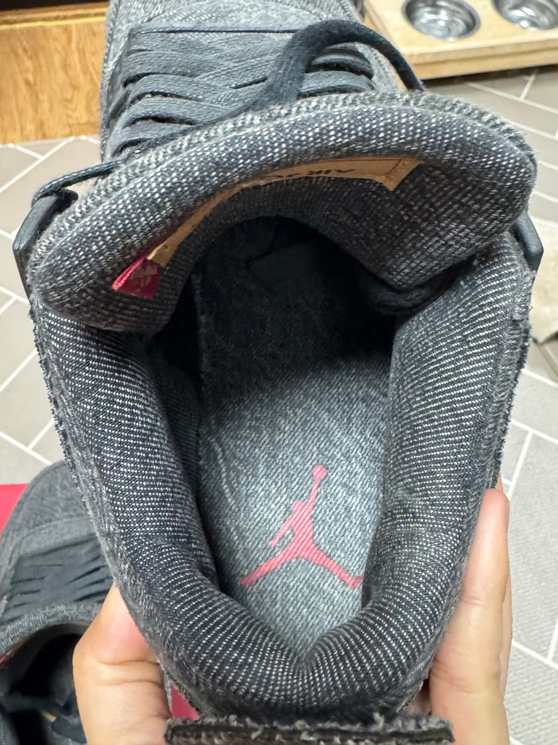 조던4 리바이스 흑청데님 255사이즈 상품이미지3