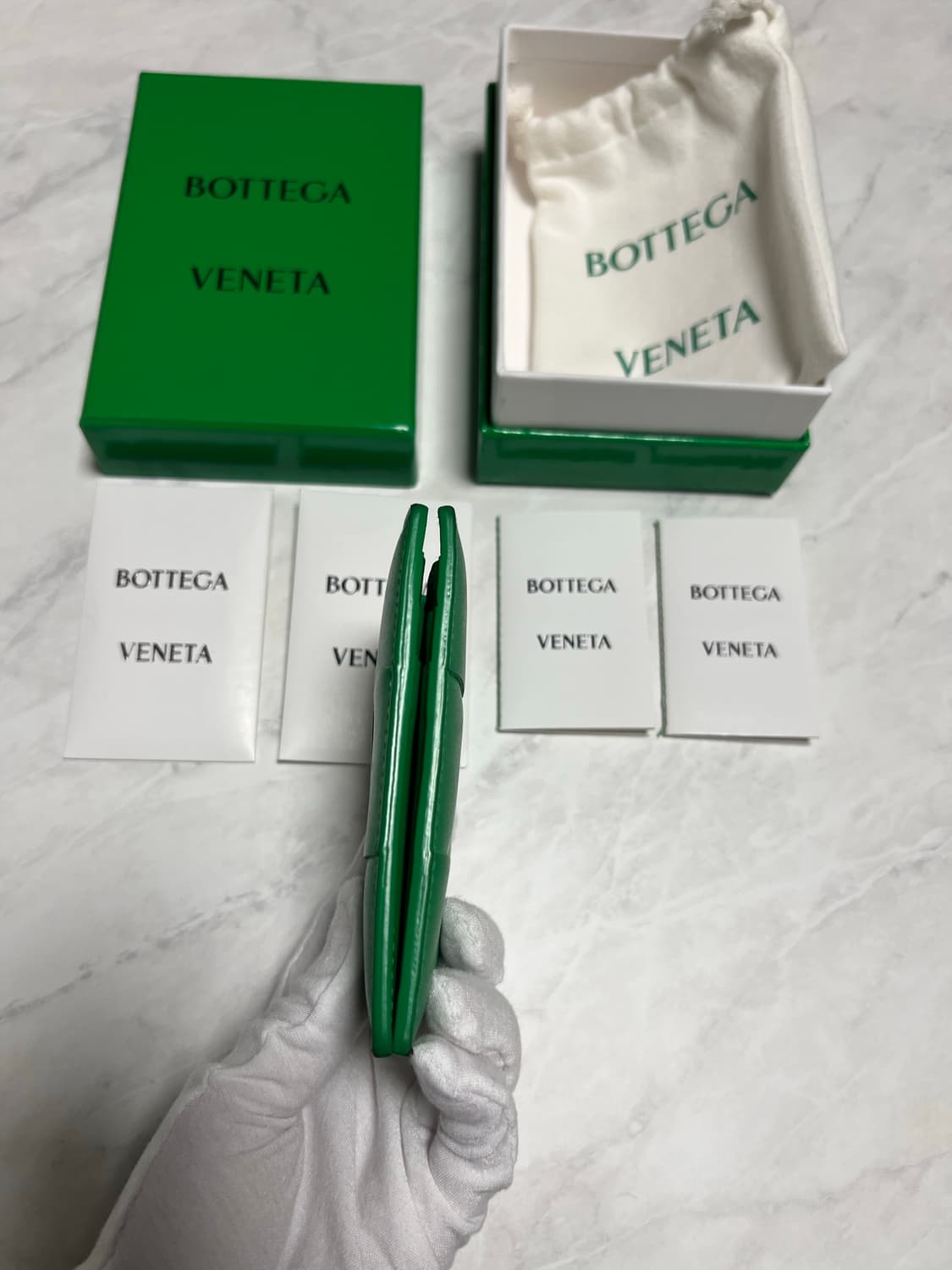 보테가베네타 플랩 카드지갑 그린 상품이미지4