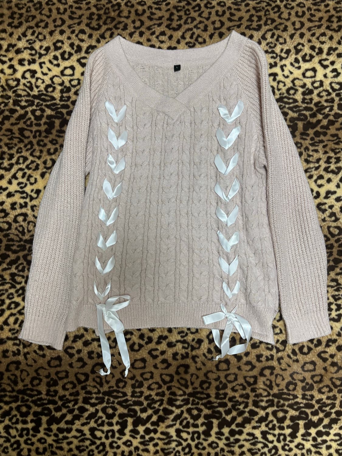 아일렛 리본 연분홍 니트 상품이미지1