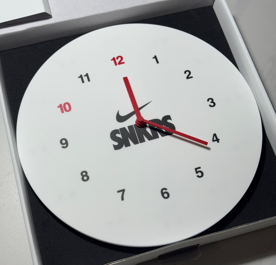 한정판 나이키 SNKRS 시계 상품이미지1