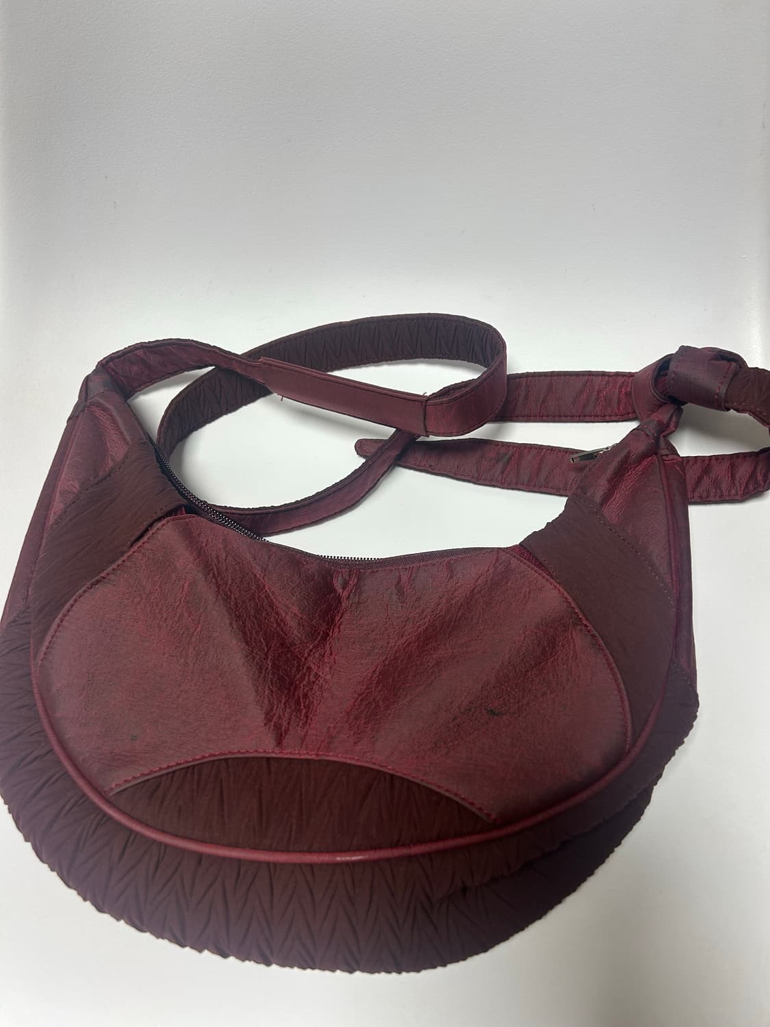 xlim 엑슬림 슬링백 버건디 상품이미지2