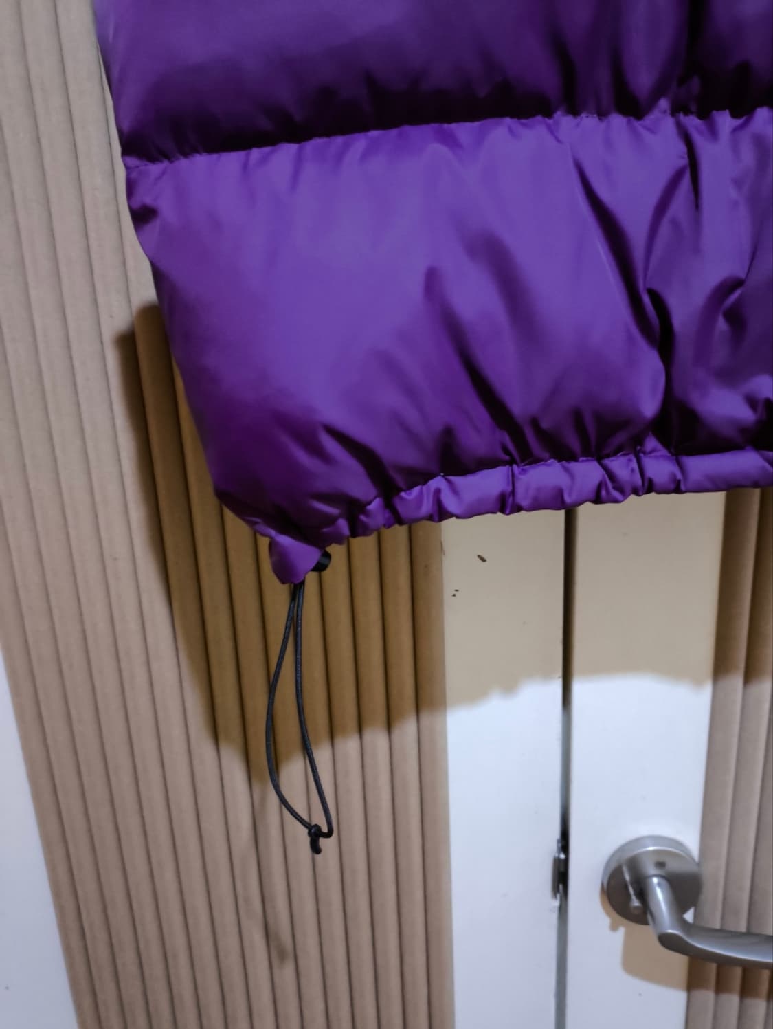 라지 노이아고 패딩조끼 덕다운 상품이미지3