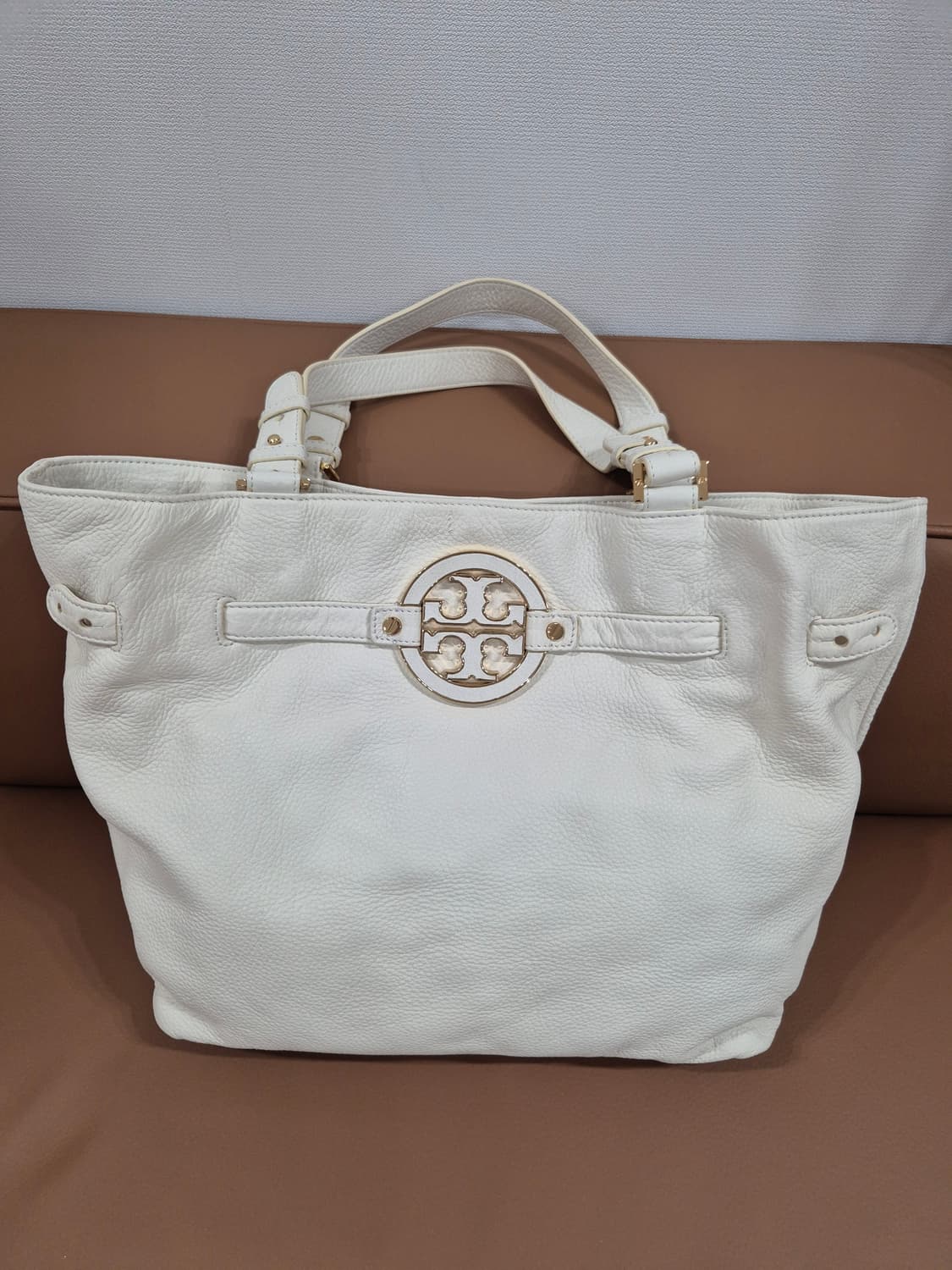 토리버치 가죽 숄더백 빅백 새제품 상품이미지1