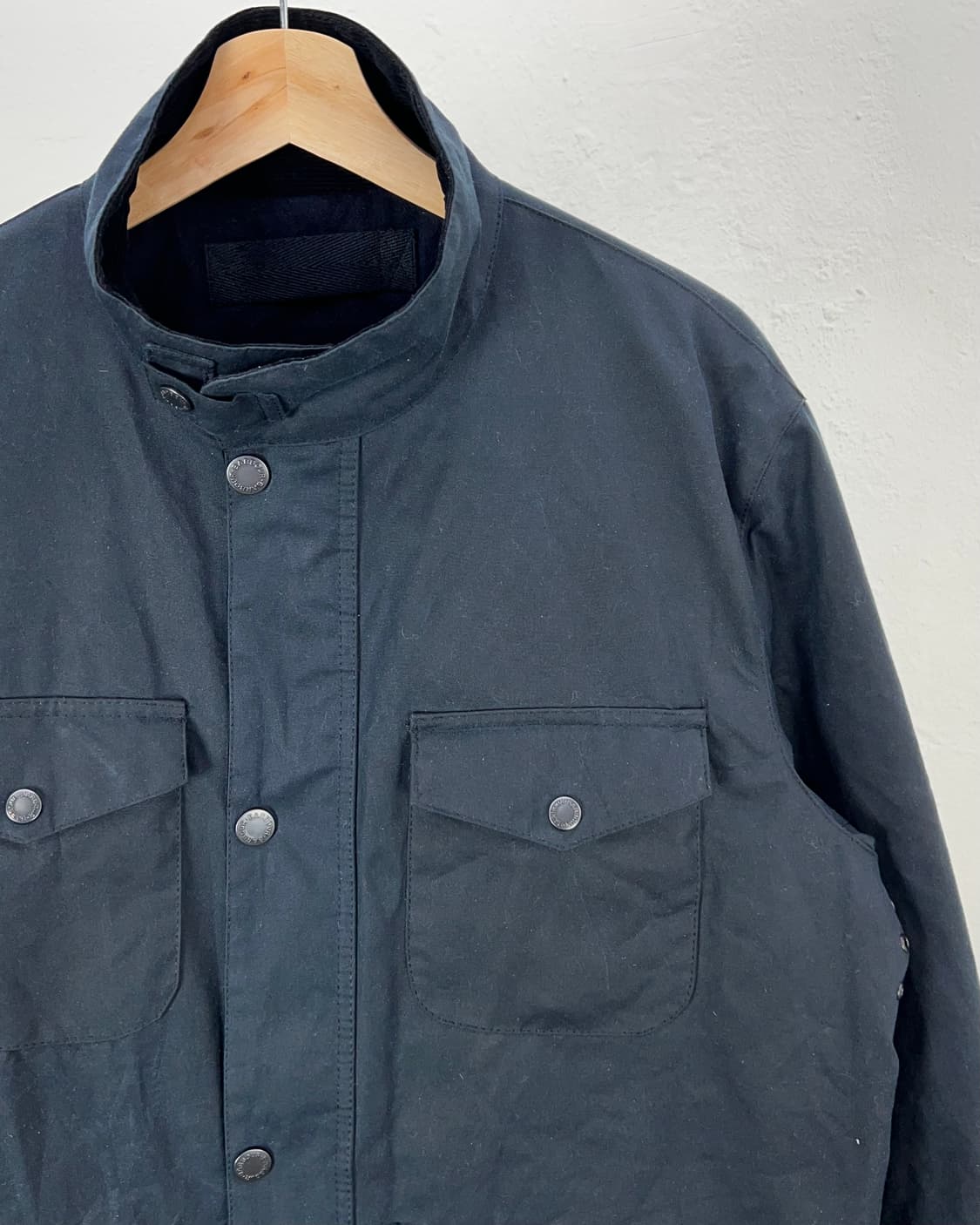 바버 딥 네이비 오그스턴 멀티 포켓 왁스 자켓 상품이미지3