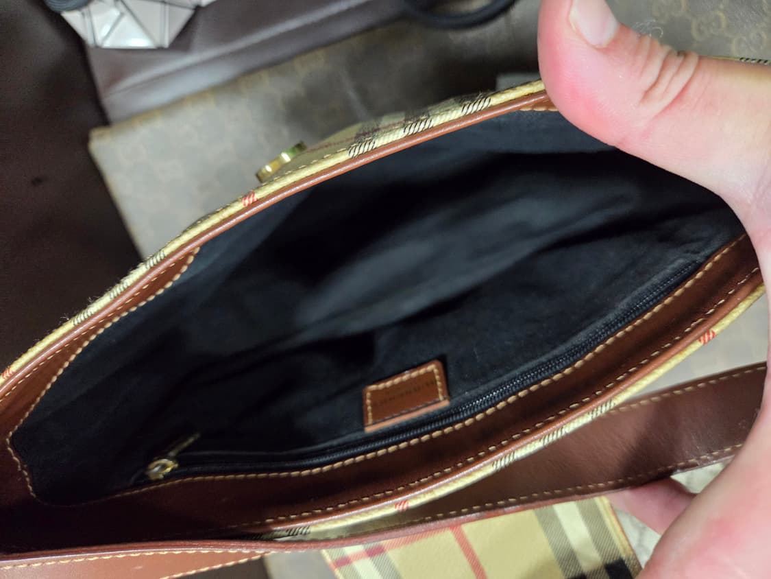 버버리 노바체크 숄더 상품이미지5