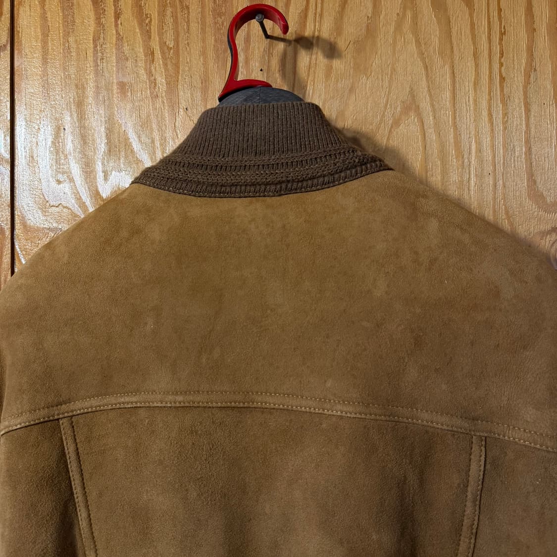 브루넬로 쿠치넬리 A-1 스웨이드 보머 자켓 판매 합니다. 상품이미지9