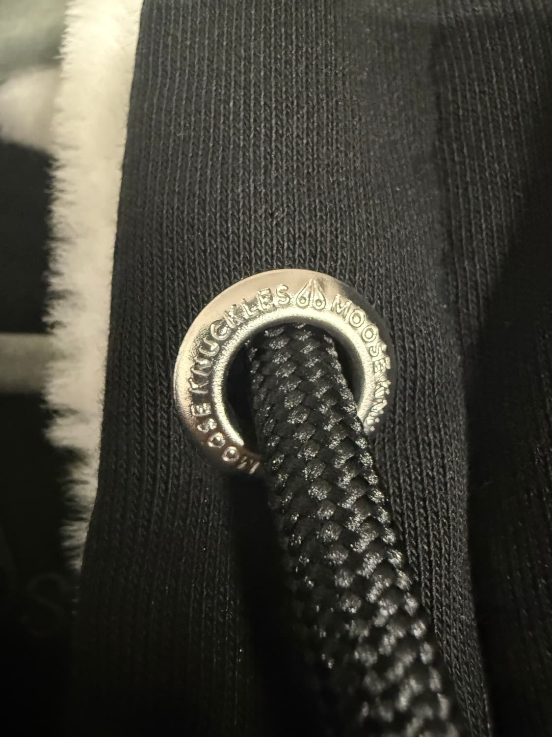 무스너클 버니스웨터 상품이미지4