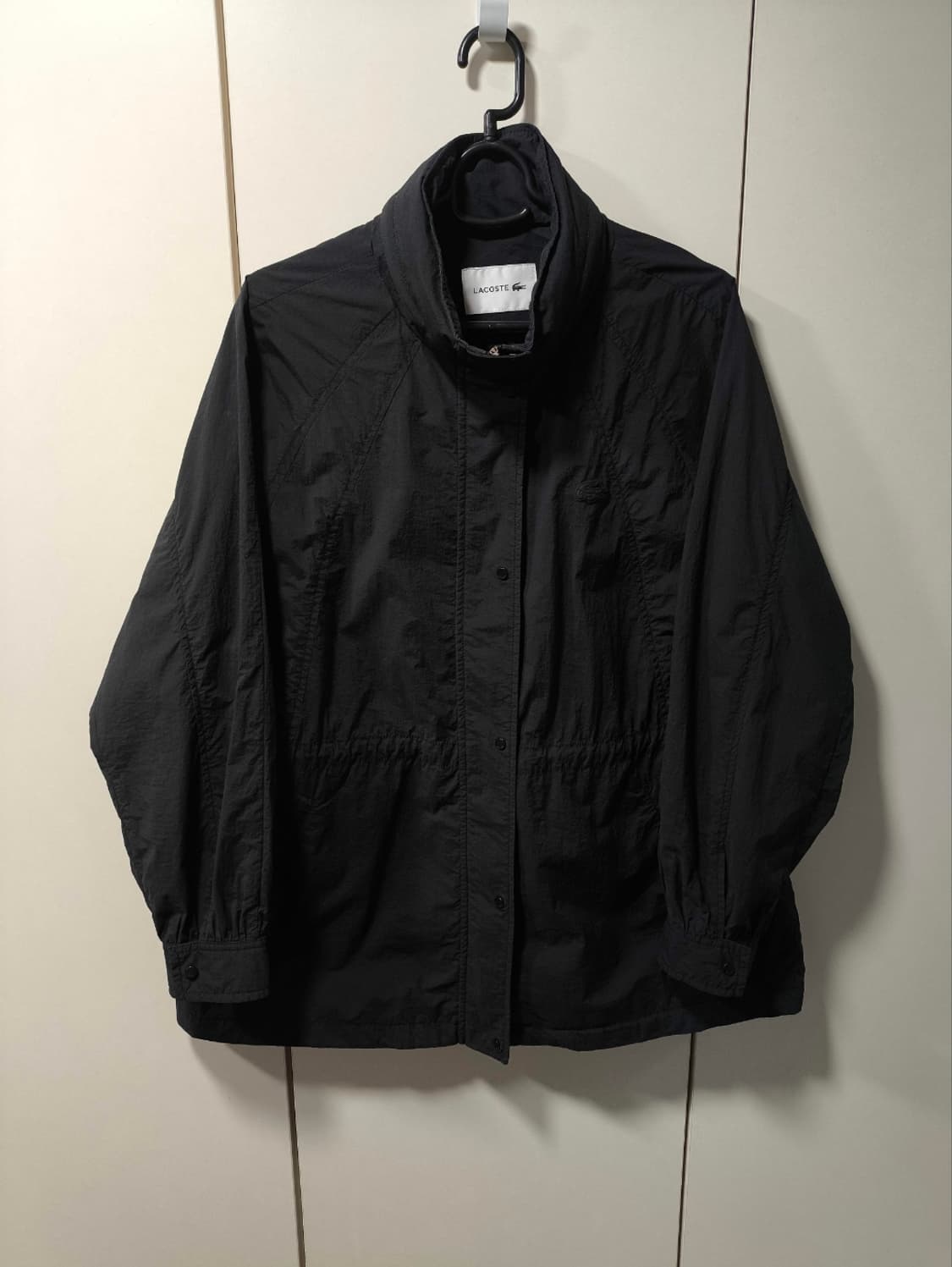 36 라코스테 여성 하이넥 스트레치 중기장 자켓 상품이미지1