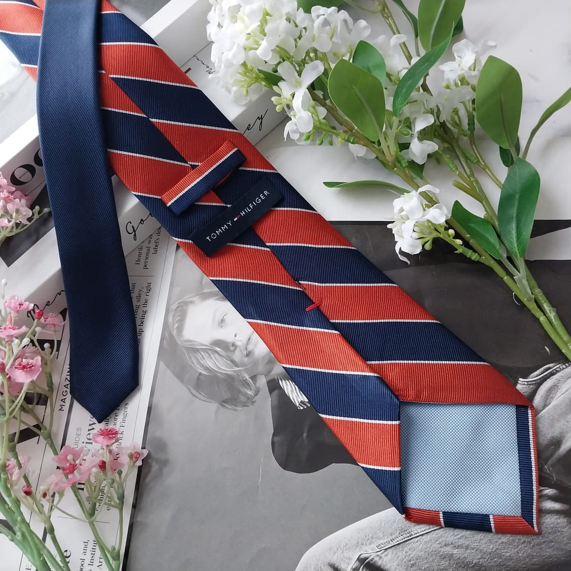 타미 힐피거 실크 네이비 스트라이프 넥타이 8.2cm A+등급 K2035 상품이미지3