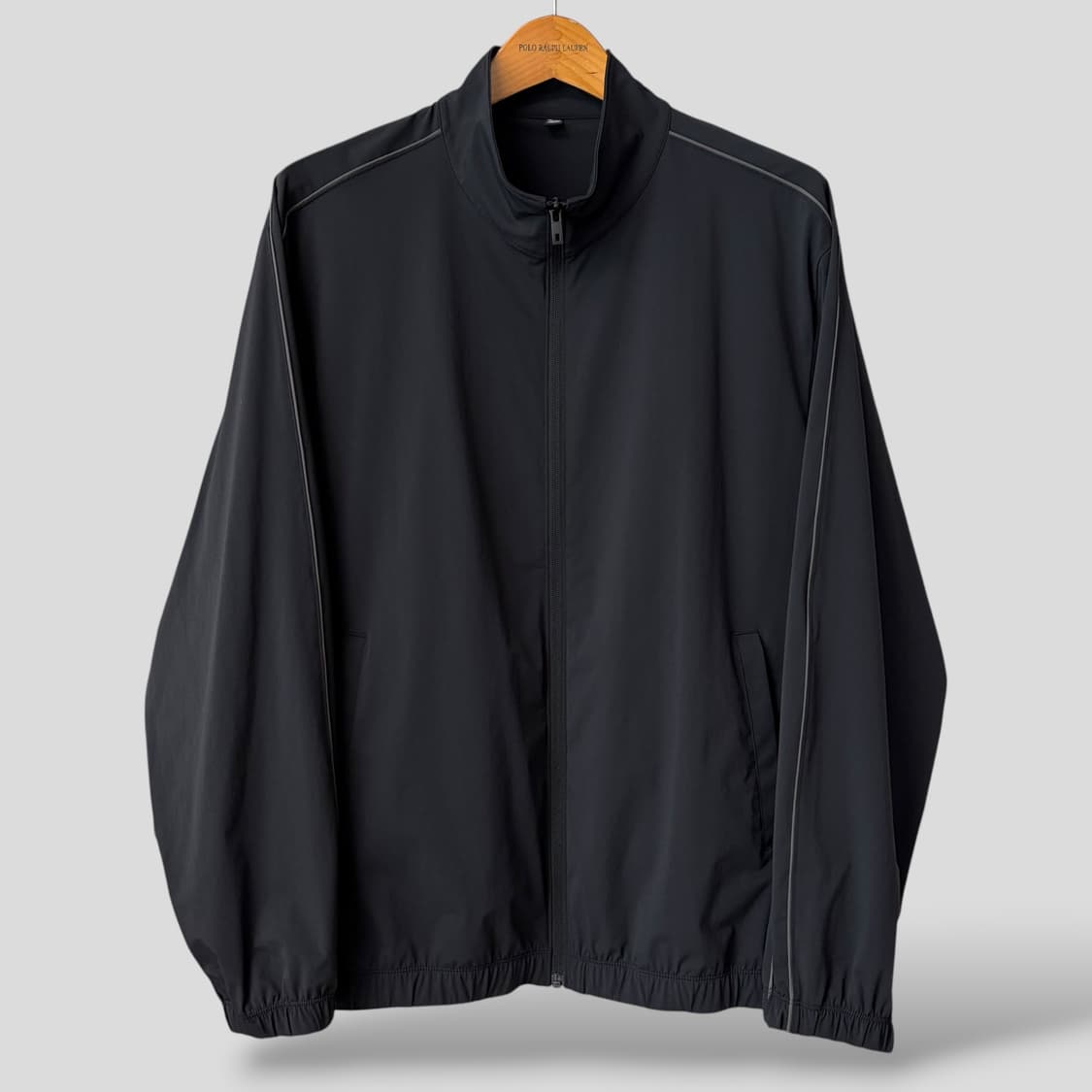 (XL)유니클로 울트라 스트레치 액티브 트랙재킷 상품이미지1