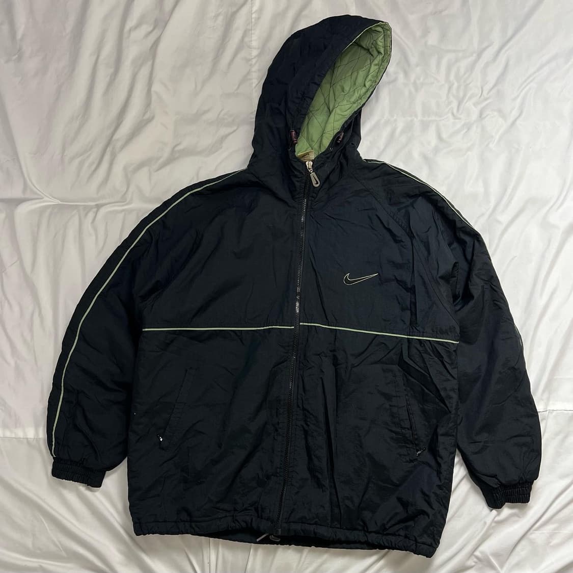 나이키 더블스우시 바람막이 누빔자켓 상품이미지3