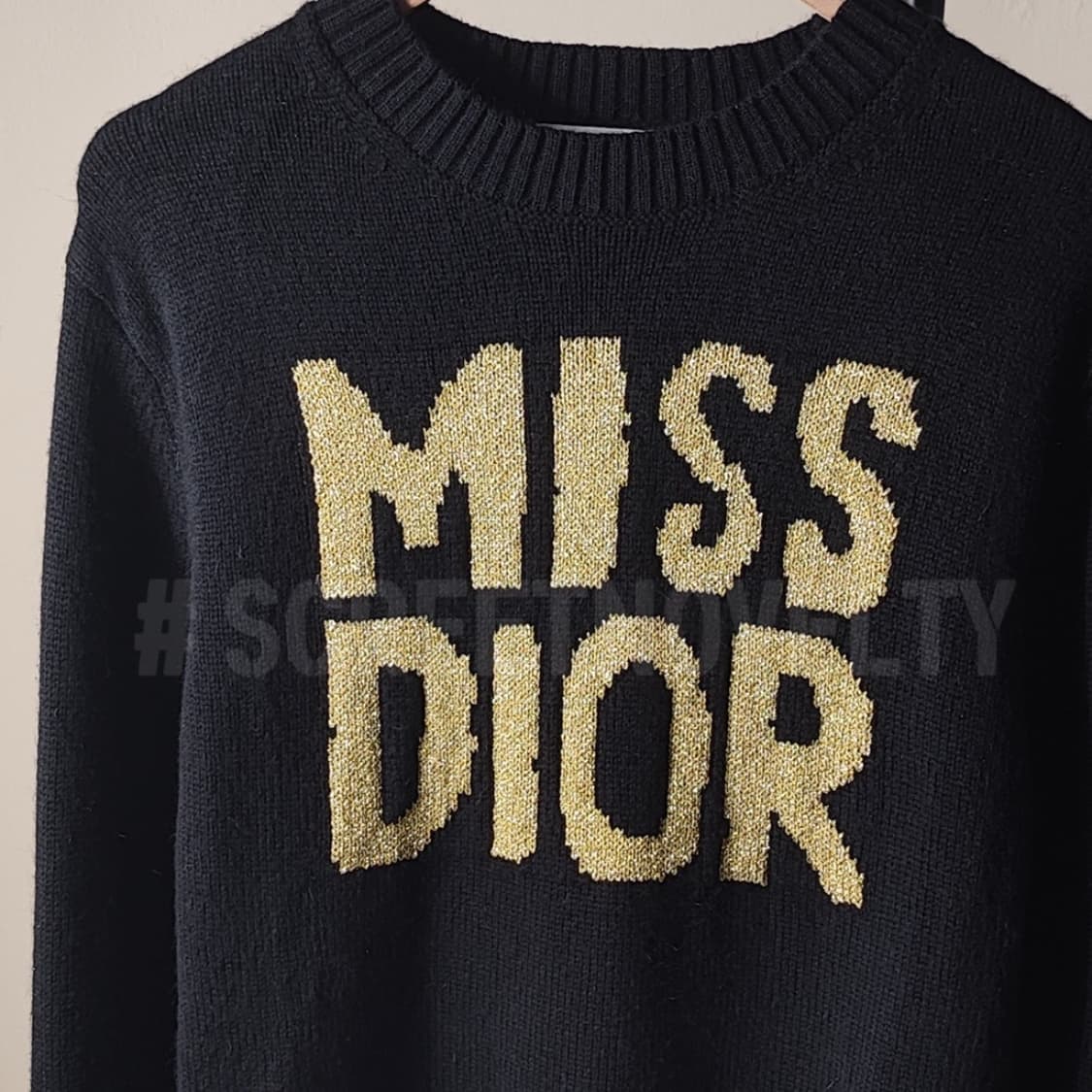 미스디올 네이비 여성 니트티 상품이미지2