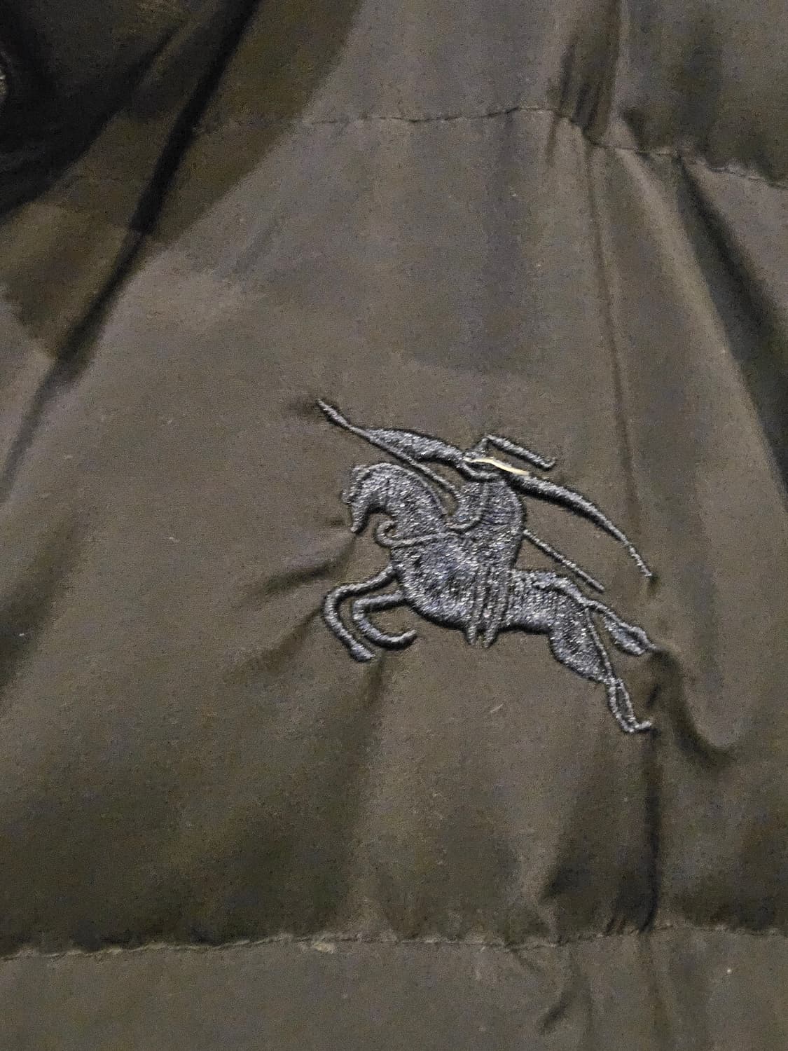 버버리 남성 블랙 패딩 2XL 상품이미지4