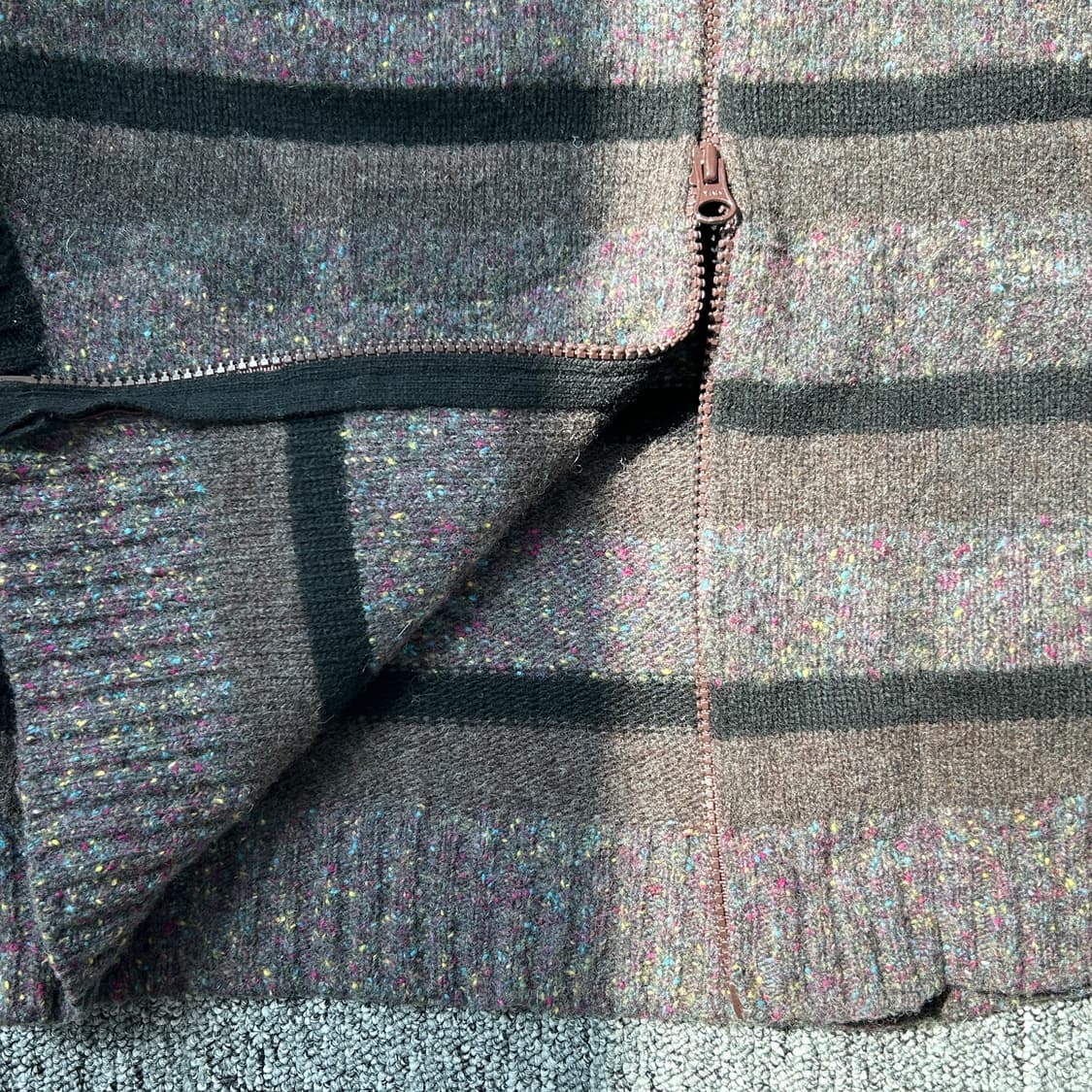 아르마니 진스 실루엣 니트 집업 상품이미지7