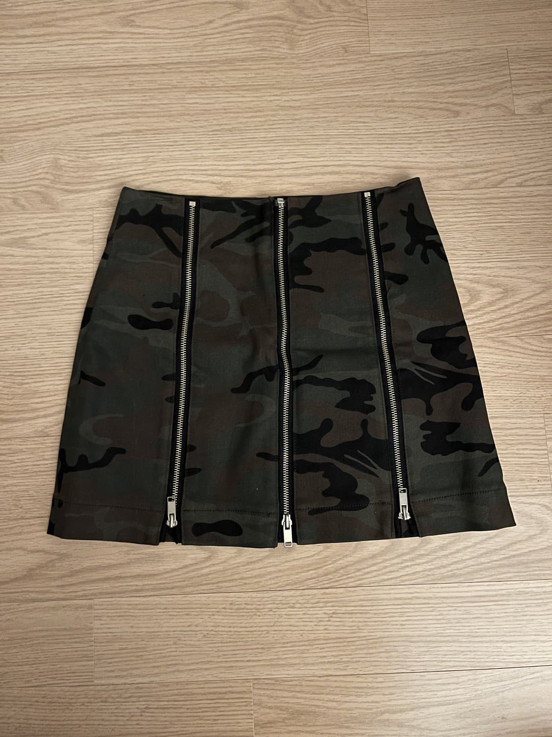 페인오어플레져 카모 스커트  상품이미지1