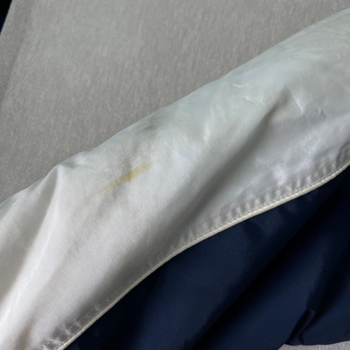 110 나이키 00s 덕다운 올드스쿨 점퍼 상품이미지8