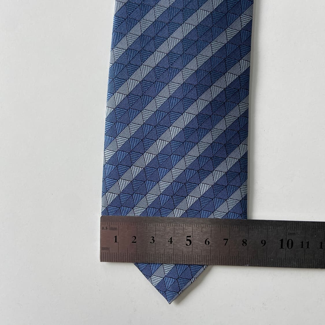 입생로랑(YSL) 명품 정품 넥타이 7.8cm 상품이미지8