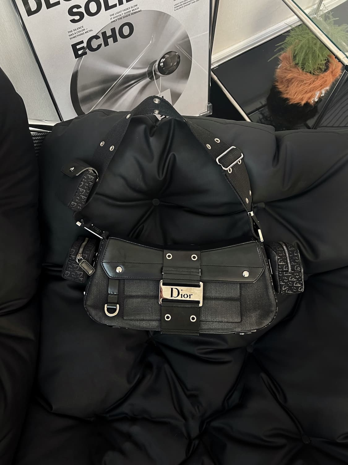 크리스찬 디올 스트릿 시크 콜럼버스 숄더백 상품이미지2