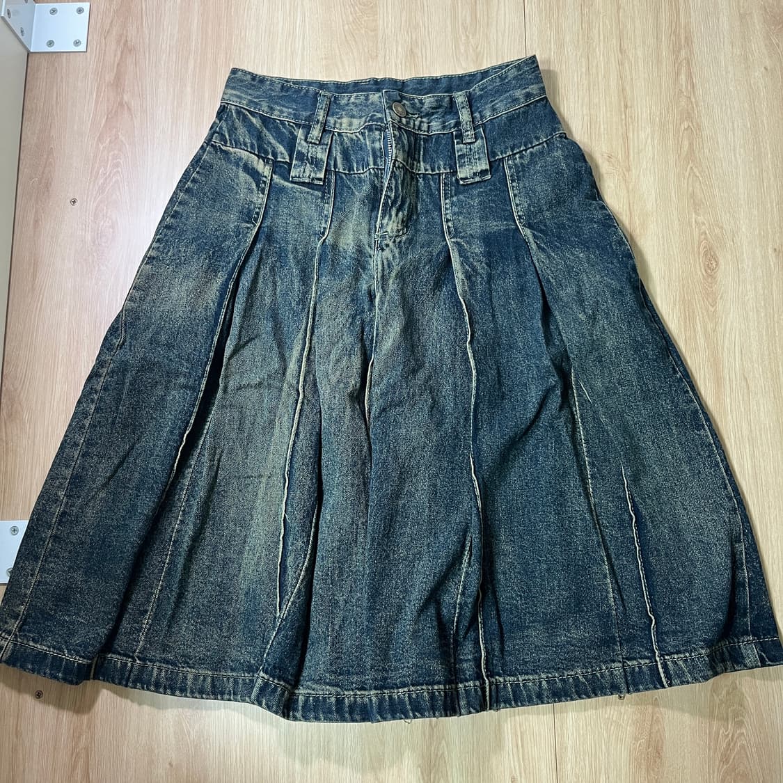 에이블리 블루하츠 빈티지 데님 플리츠 미디 스커트 상품이미지2