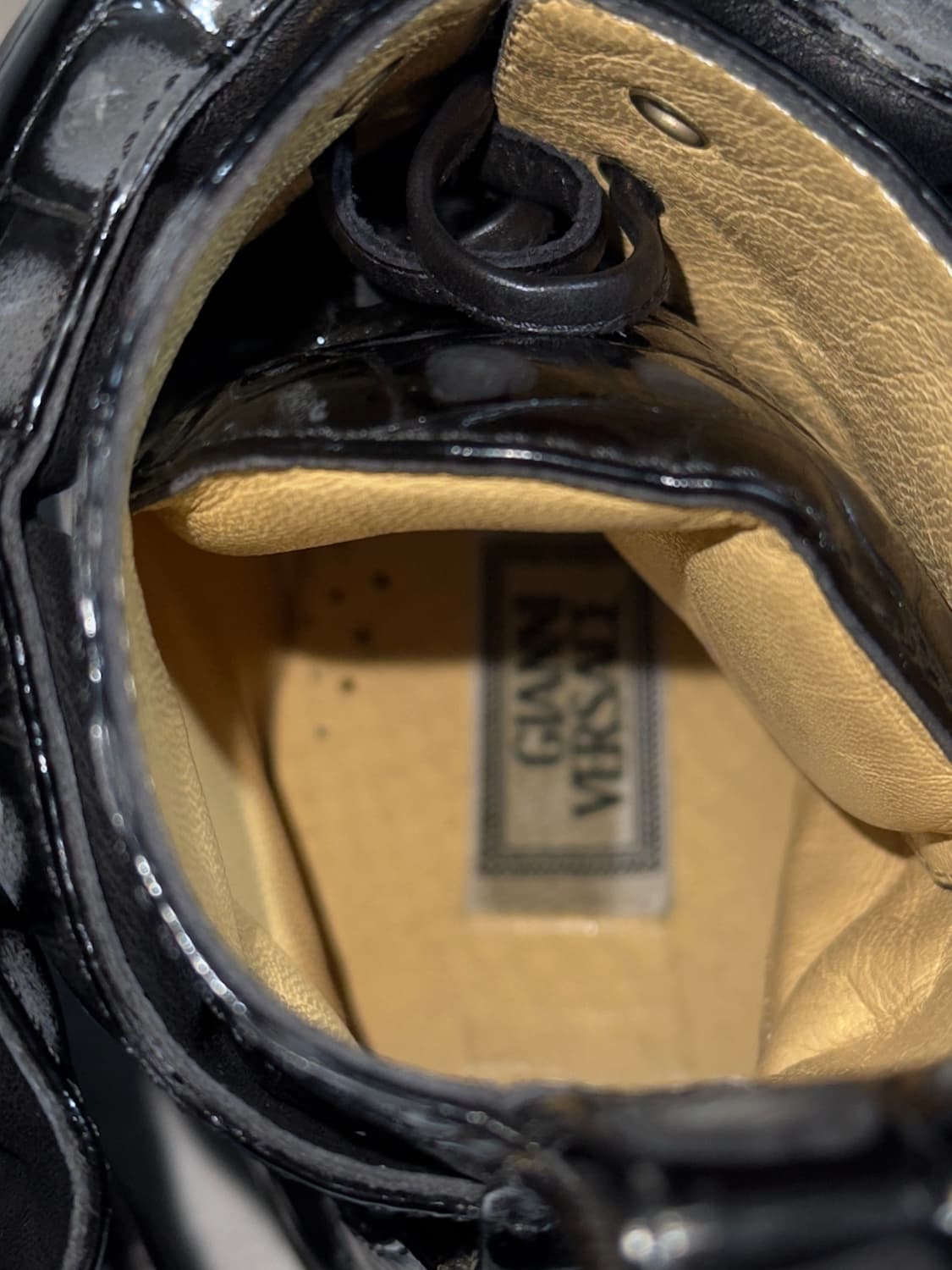 00s 베르사체 메두사 헤드 크로코 레더 하이탑 스니커즈 상품이미지5