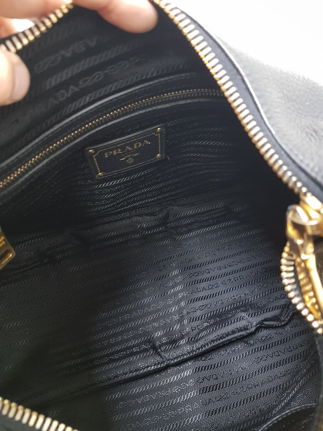 [정품] 프라다 비텔로 다이노 호보백 상품이미지9