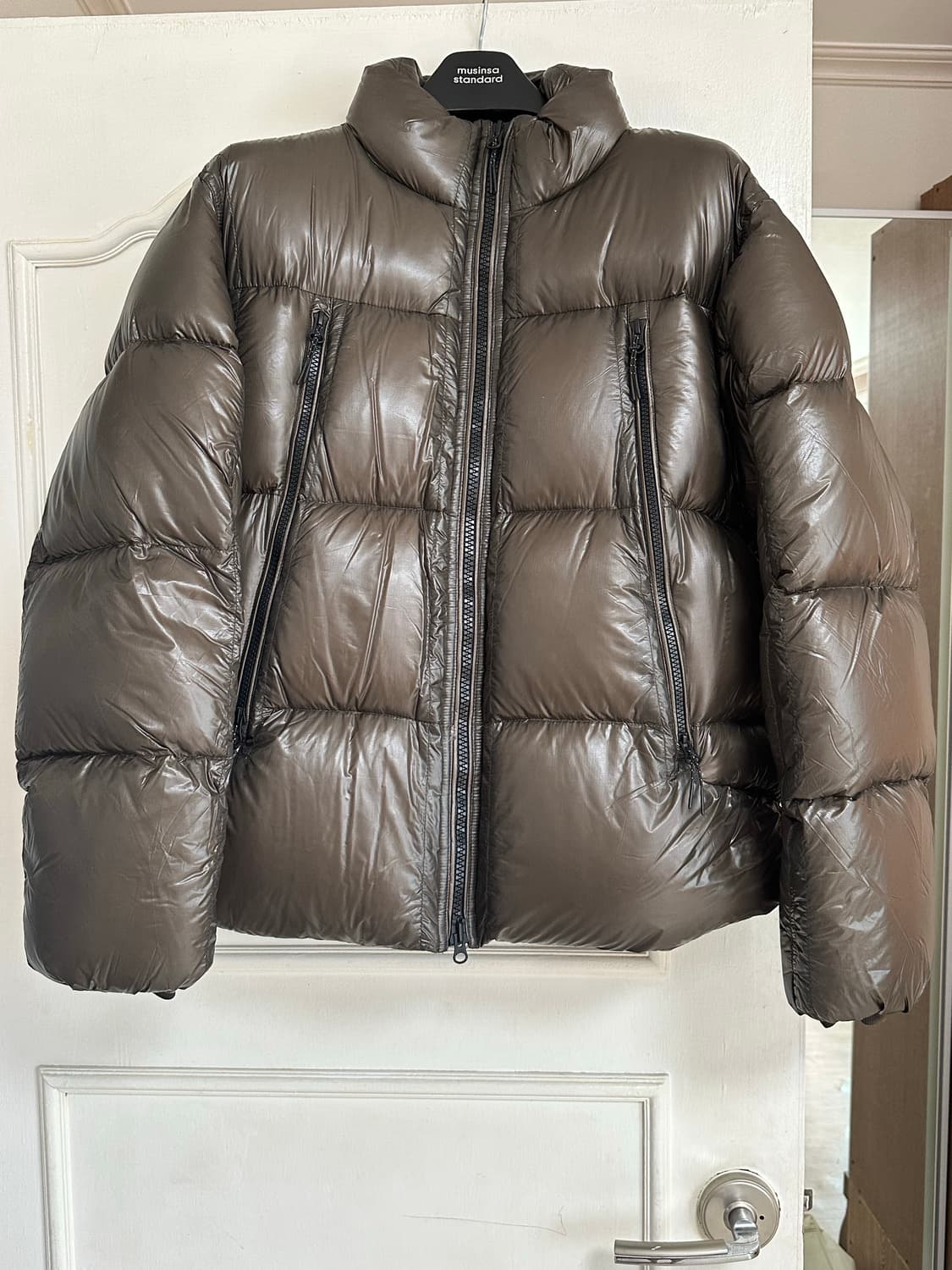 무탠다드(무신사) 다운 숏 패딩 디디쉘 느낌 상품이미지1