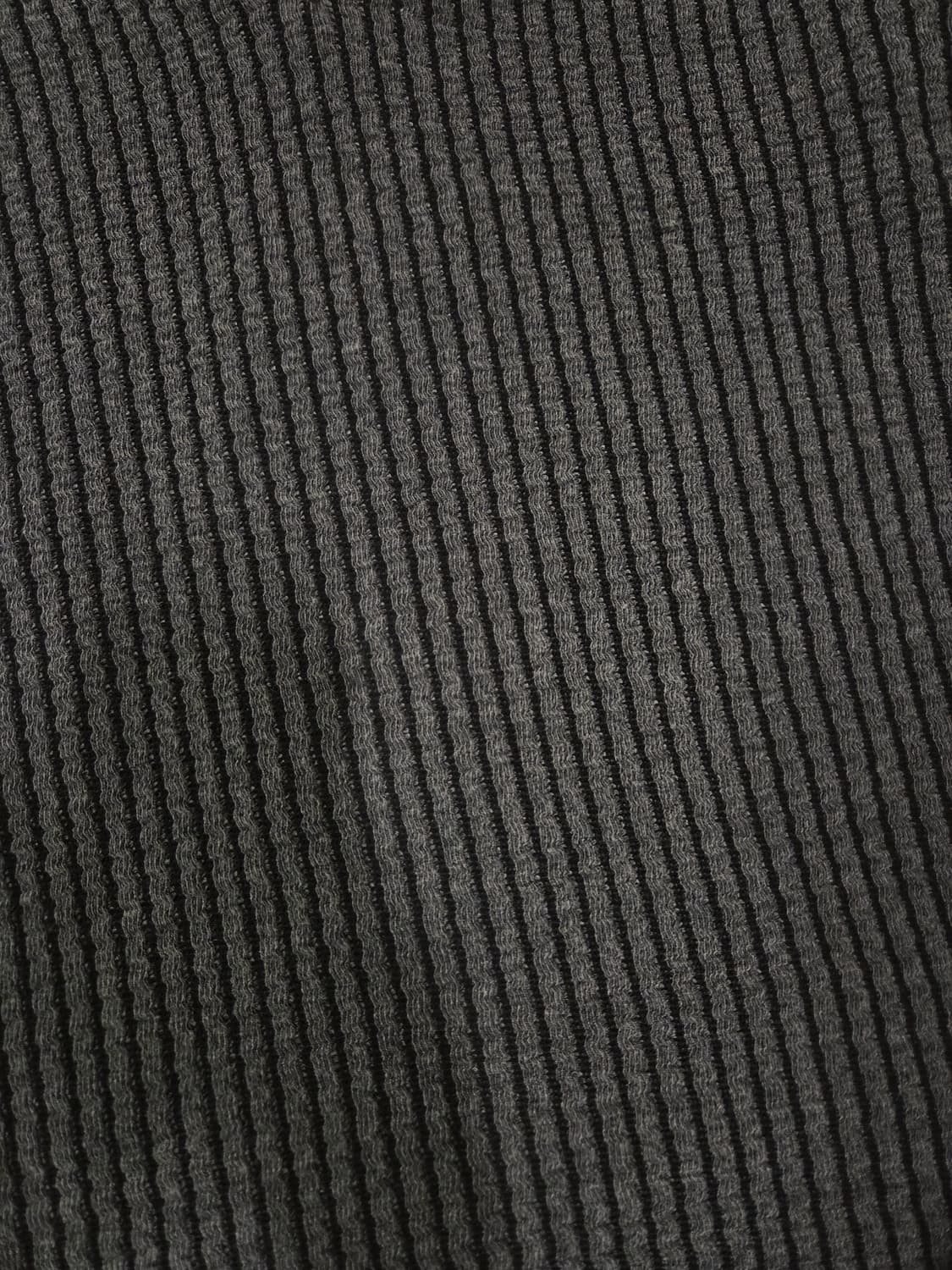 semantic design 그레이 짜임 브이넥 니트 상품이미지4