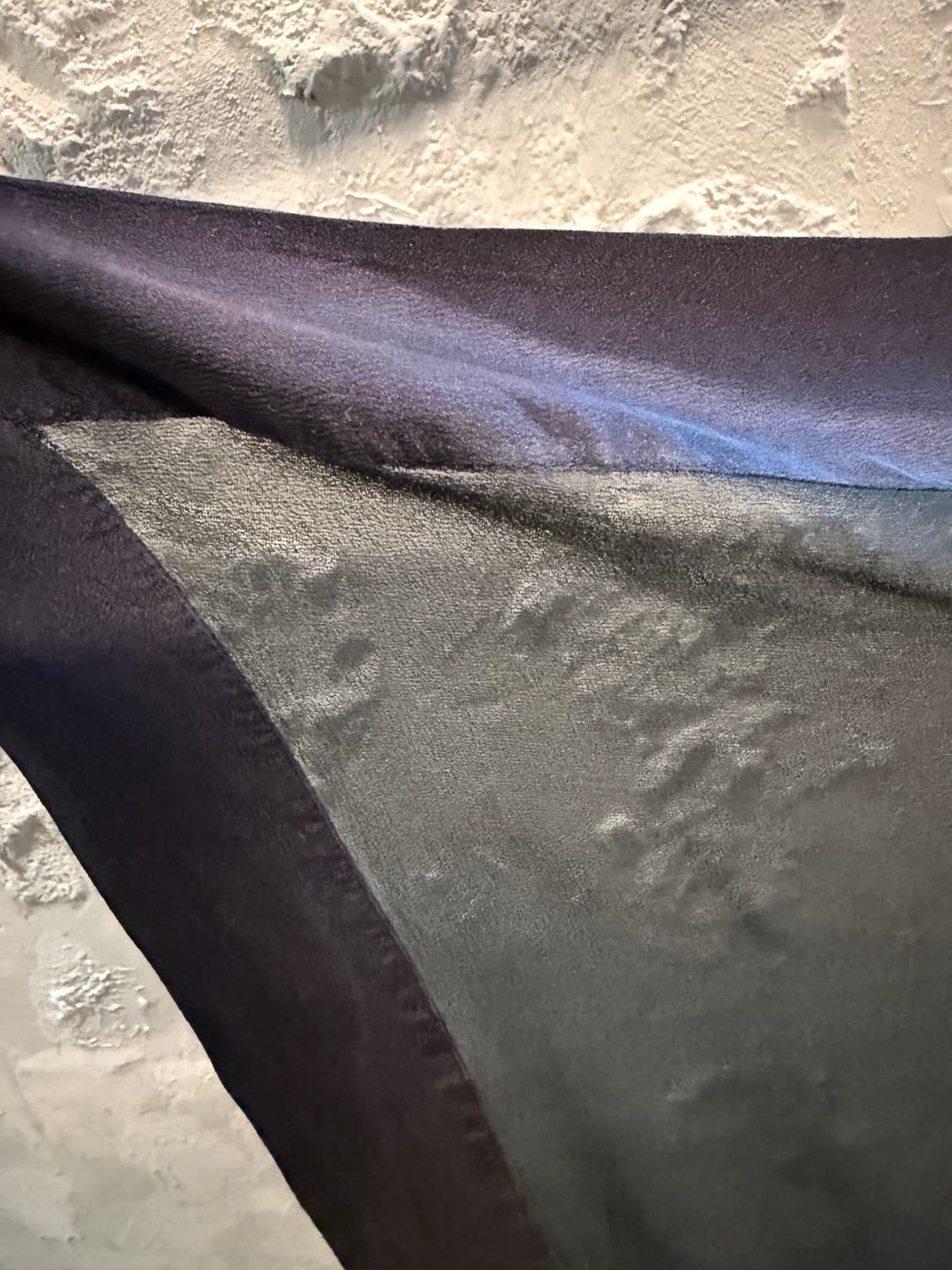 스포트막스 실크 시스루 보더 스카프 차콜 상품이미지4