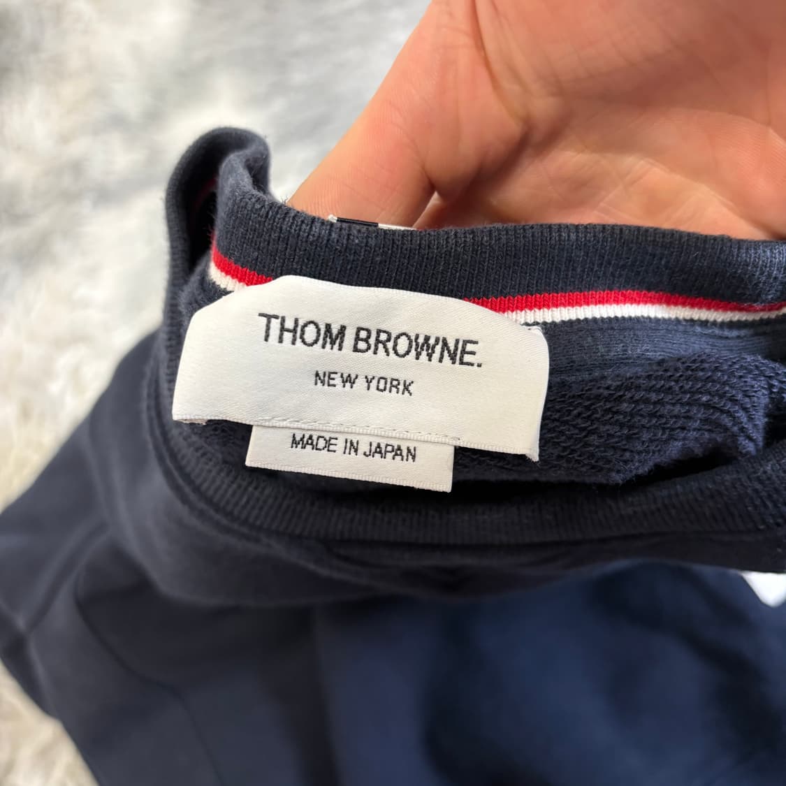 2사이즈 톰브라운 사선완장 맨투맨 네이비 상품이미지3