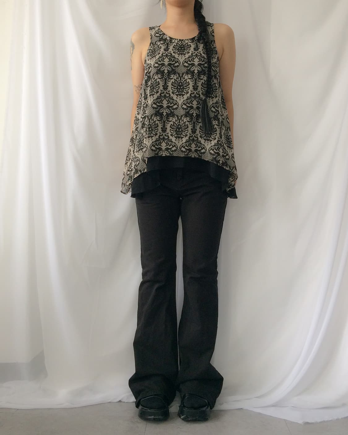 ornament pattern sleeveless 상품이미지1