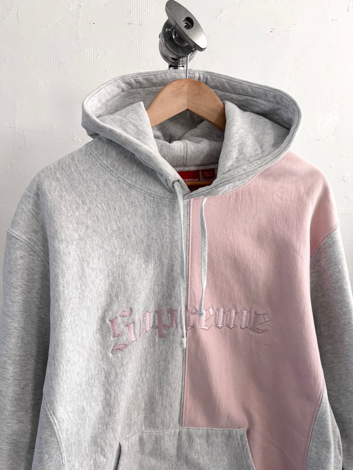 Supreme 슈프림 17FW 그레이 핑크 아치로고 후드 상품이미지5