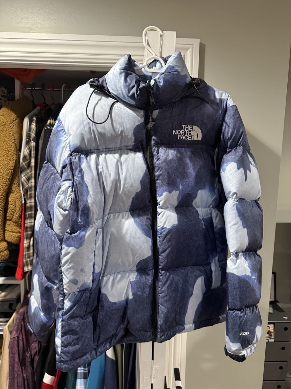 슈프림 x 노스페이스 블리치 데님 프린트 눕시 자켓 상품이미지1