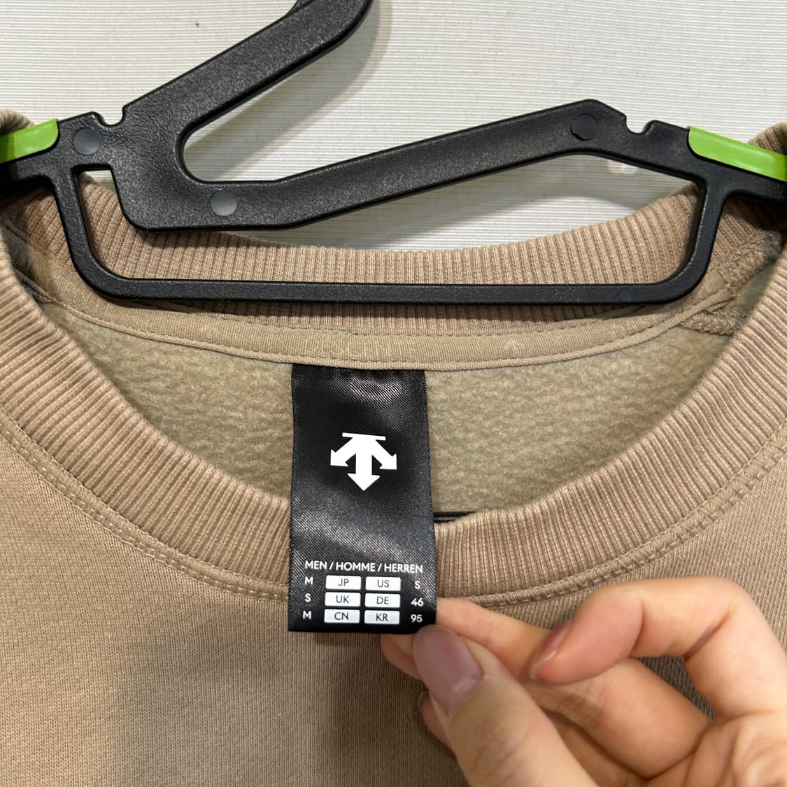 데상트 2023 남성 기모 맨투맨 95 상품이미지2