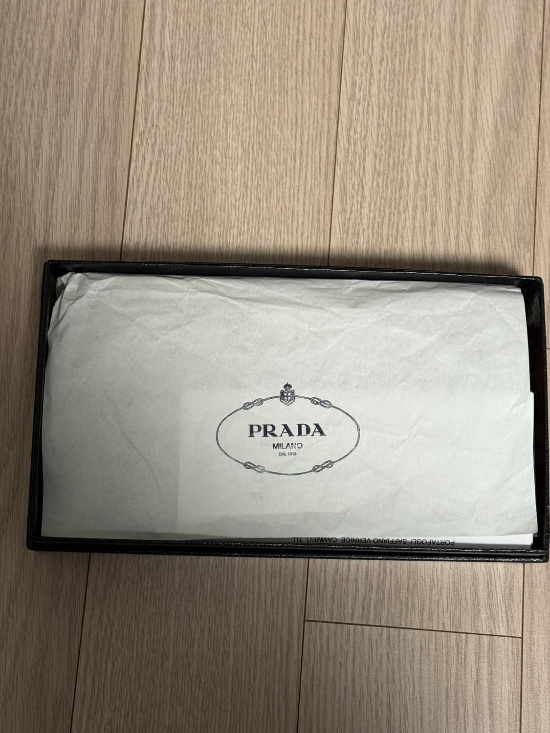 프라다 사피아노 베르니스 오렌지 여성 장지갑 상품이미지3